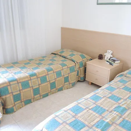 Two-bedroom Flat With Balcony And Private Garden - By Beahost Daire